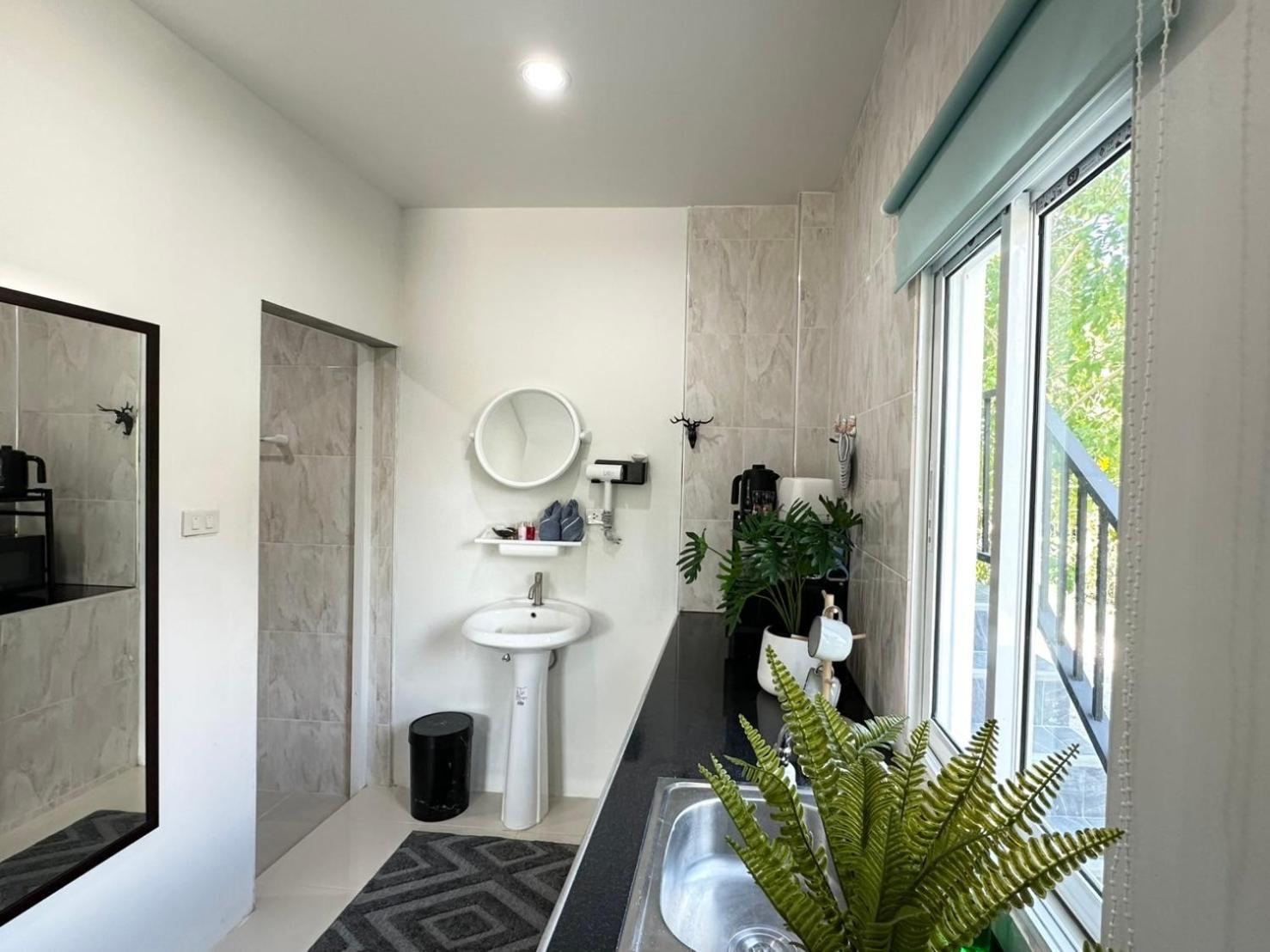 Villa Sachi House Bangtao à Phuket Extérieur photo